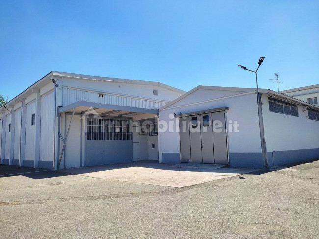Deposito/Magazzino in Affitto a Settimo Milanese