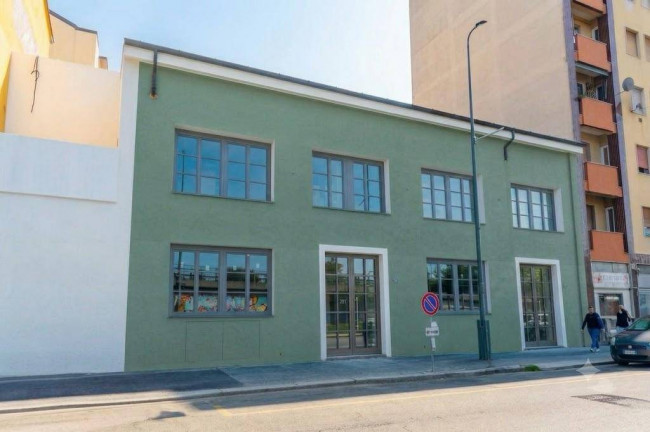commercial property for Rent in Milano