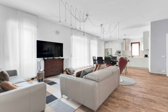 Apartment for Sale in Como