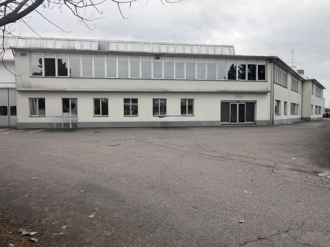 industrial building + office block for Sale in Abbiategrasso