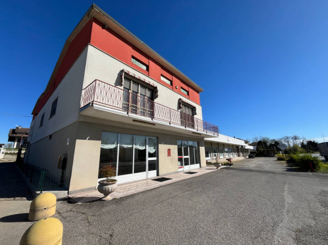Capannone + Palazzina Uffici in Vendita a San Colombano al Lambro