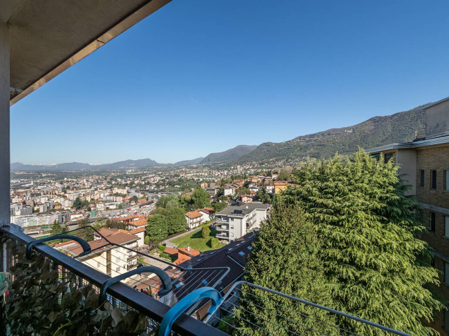 Apartment for Sale in Como