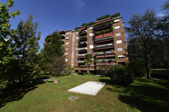 Appartamento in Vendita a Monza