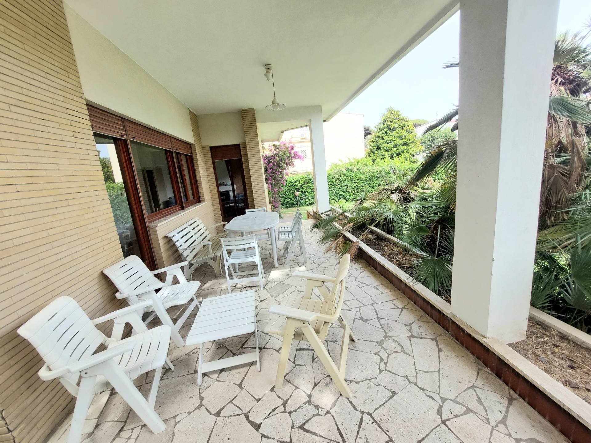 Villa in vendita a Fiumicino (RM)