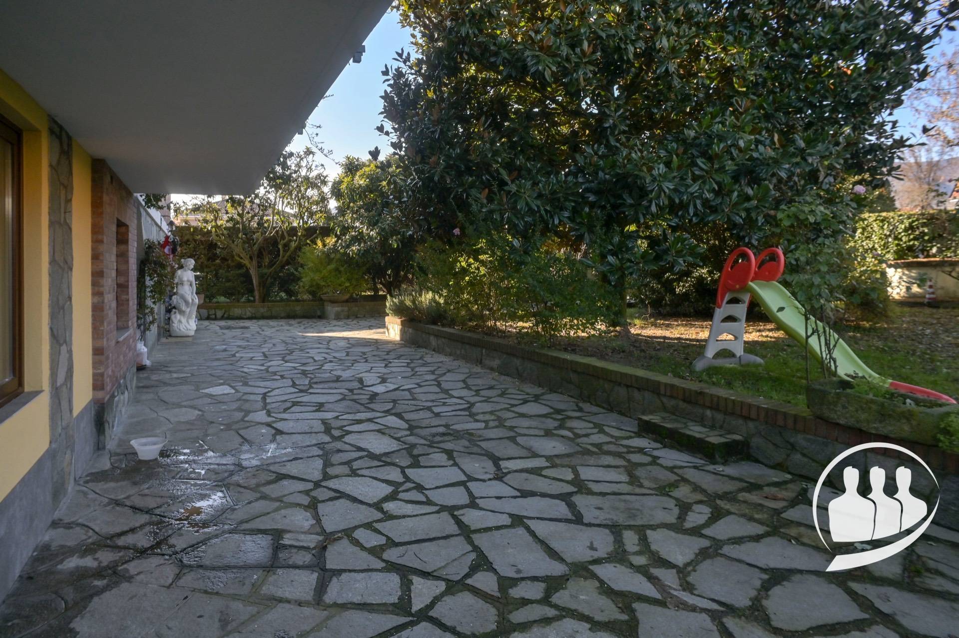 Villetta bifamiliare