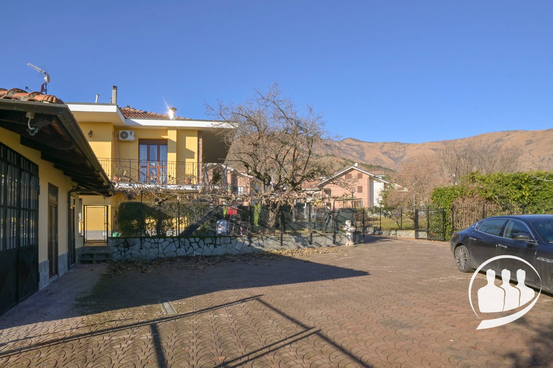 Villetta bifamiliare