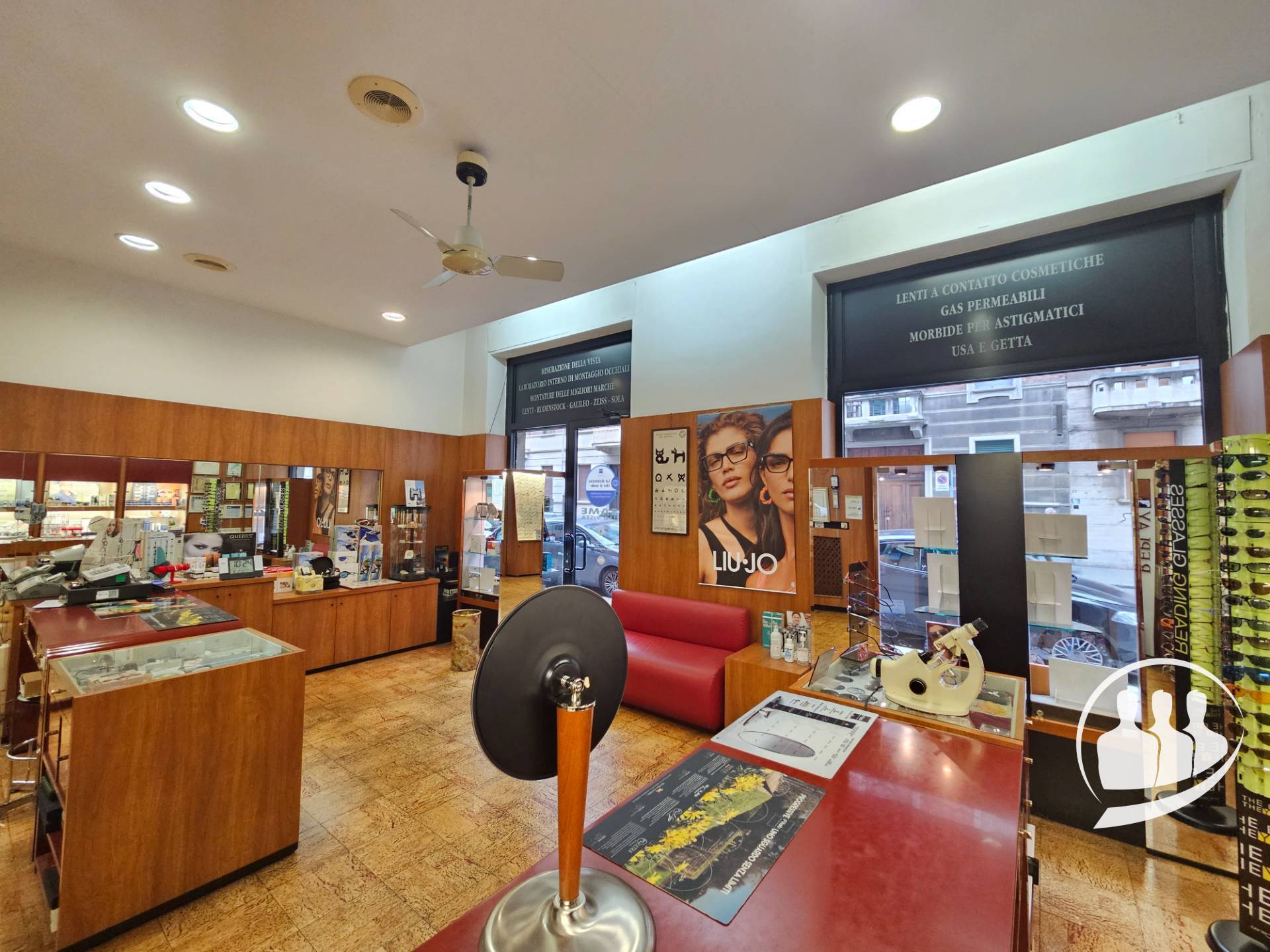 Locale commerciale