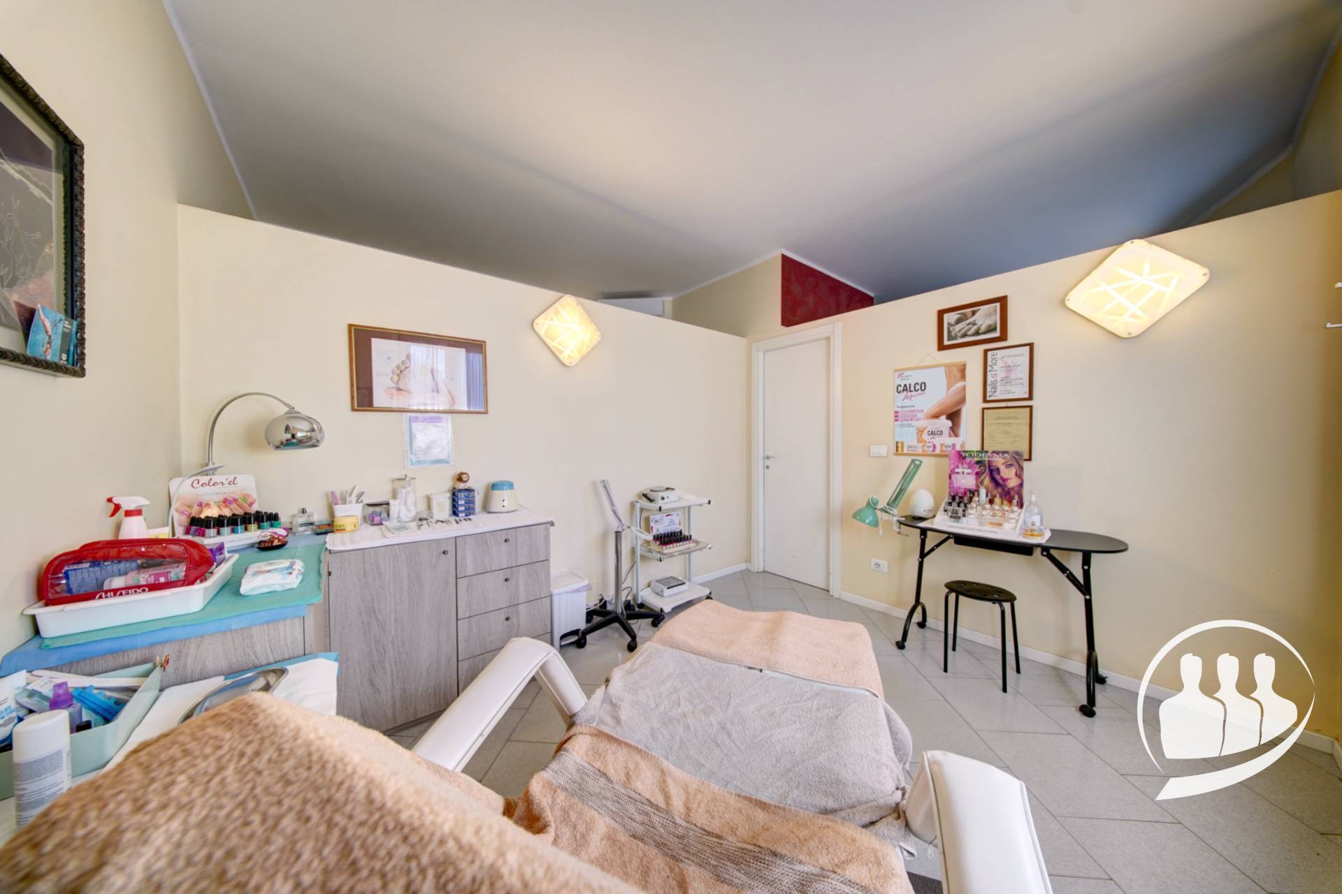 Attività commerciale