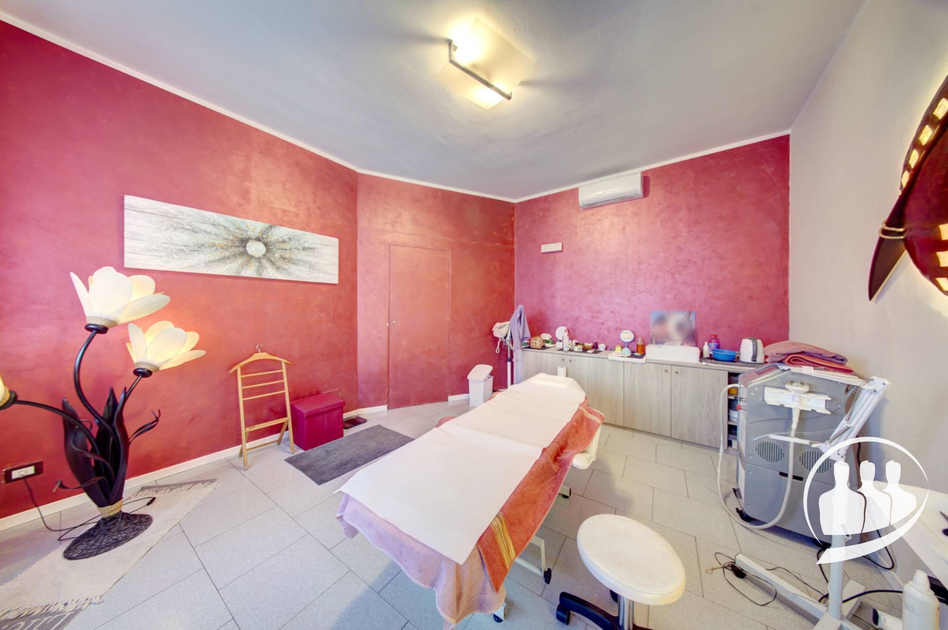 Attività commerciale