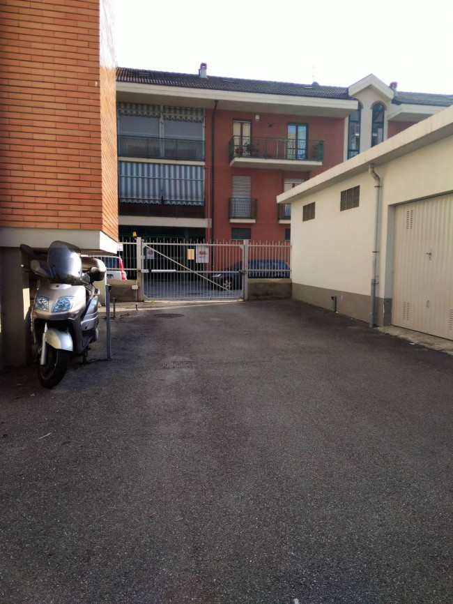 Garage/Box/Posto auto in vendita a Moncalieri (TO)