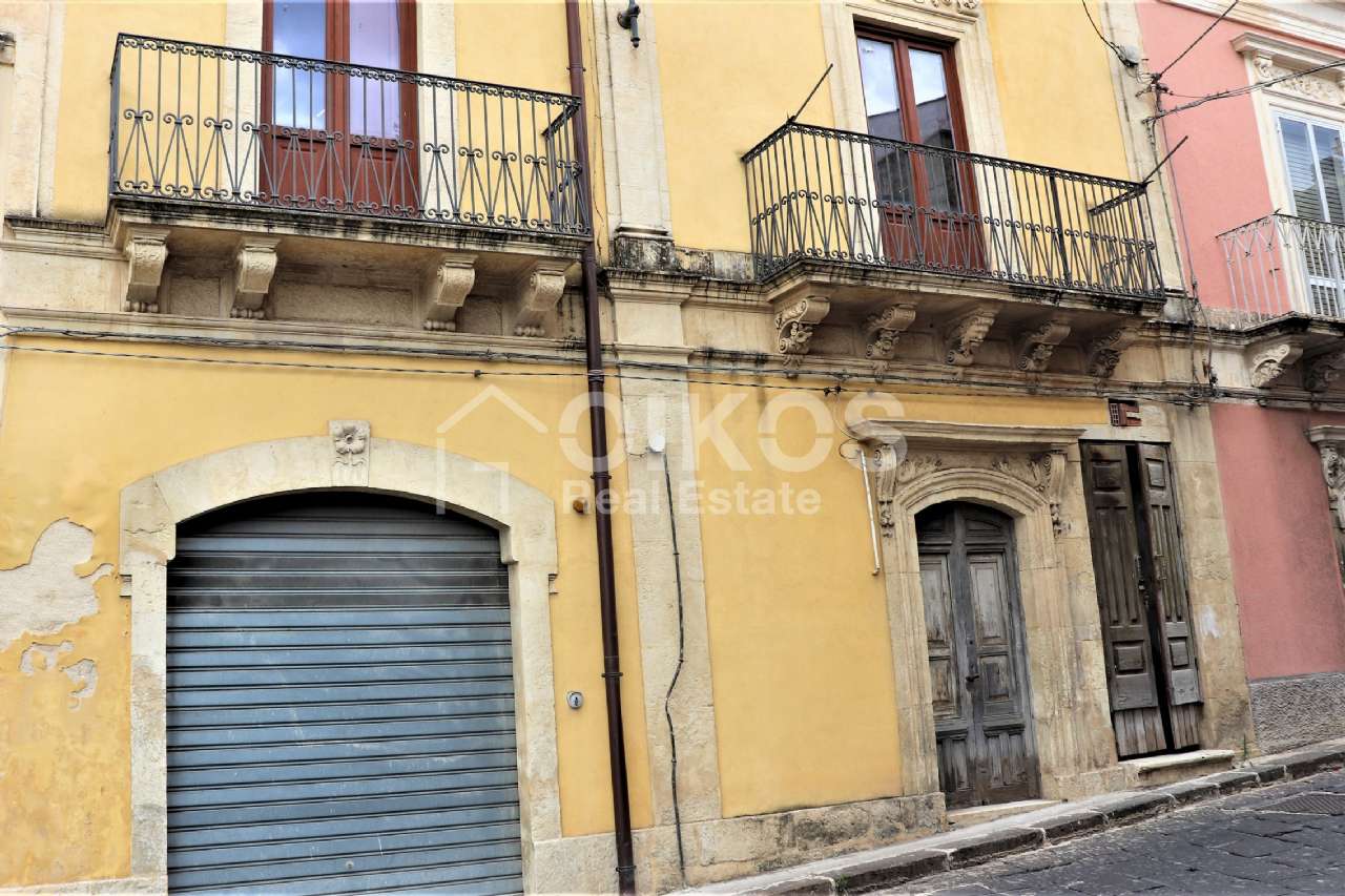 Casa indipendente in vendita a Palazzolo Acreide (SR)