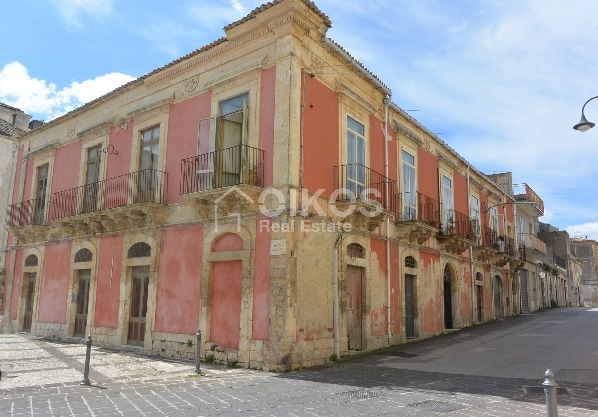 Palazzo in vendita a Palazzolo Acreide (SR)