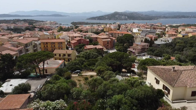 Land a La Maddalena