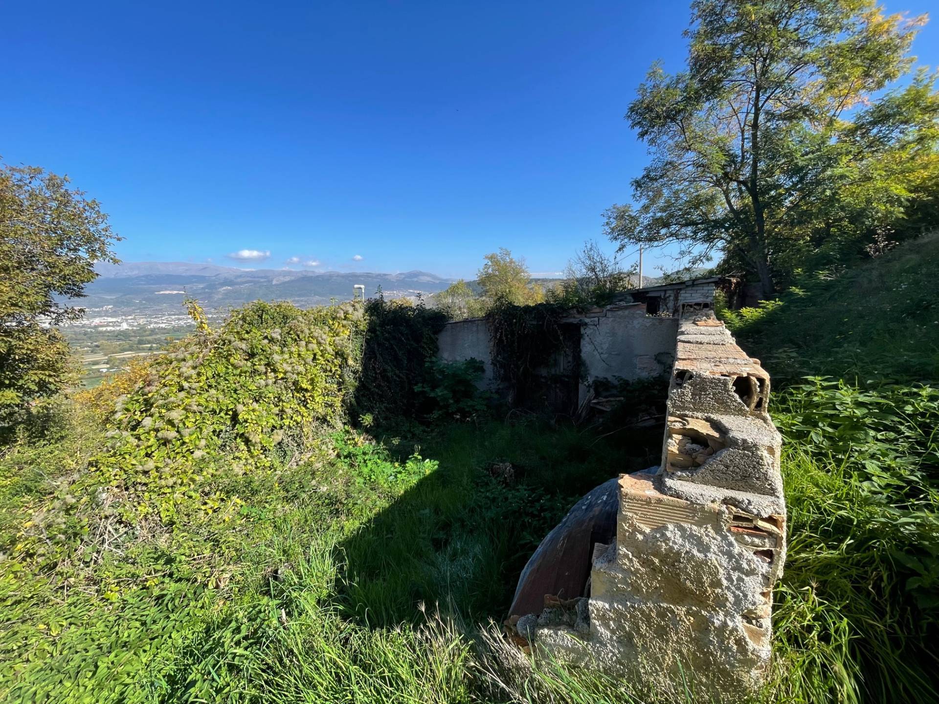 Casa indipendente in vendita a L'aquila (AQ)