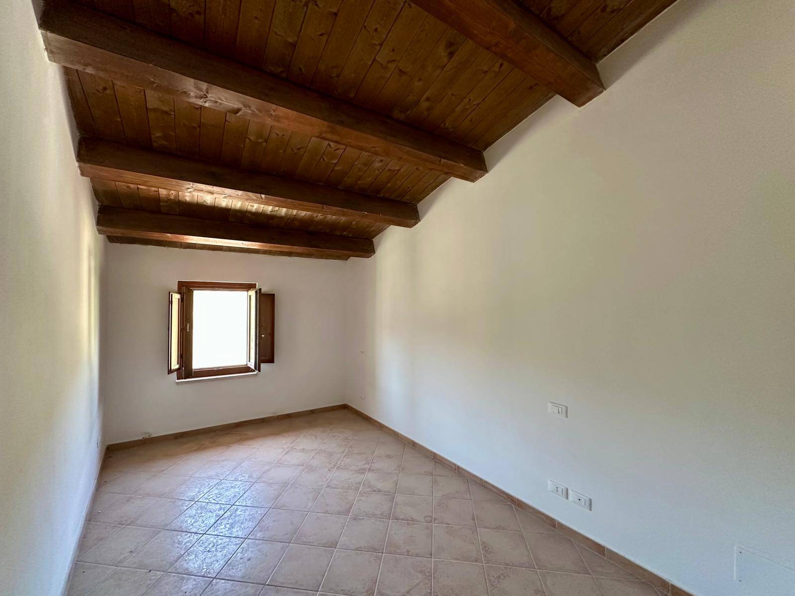 Casa indipendente in vendita a Caporciano (AQ)