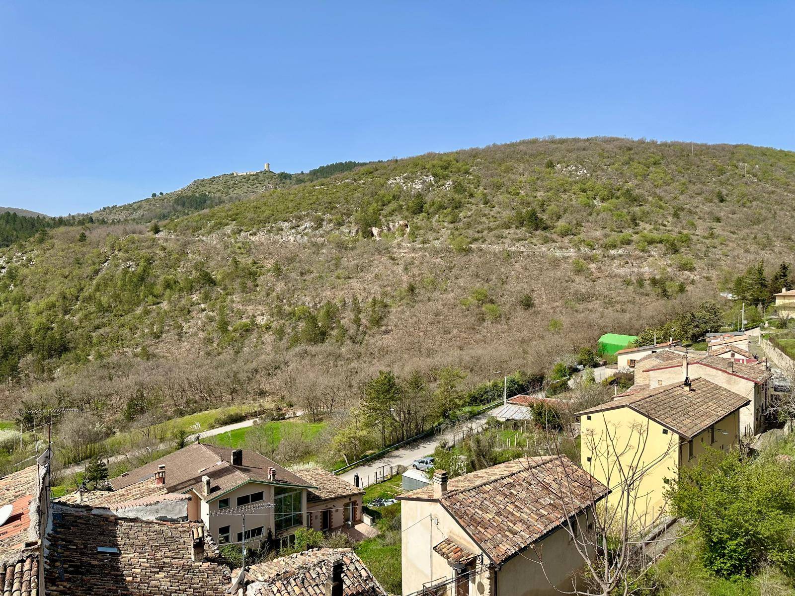 Casa indipendente in vendita a Caporciano (AQ)