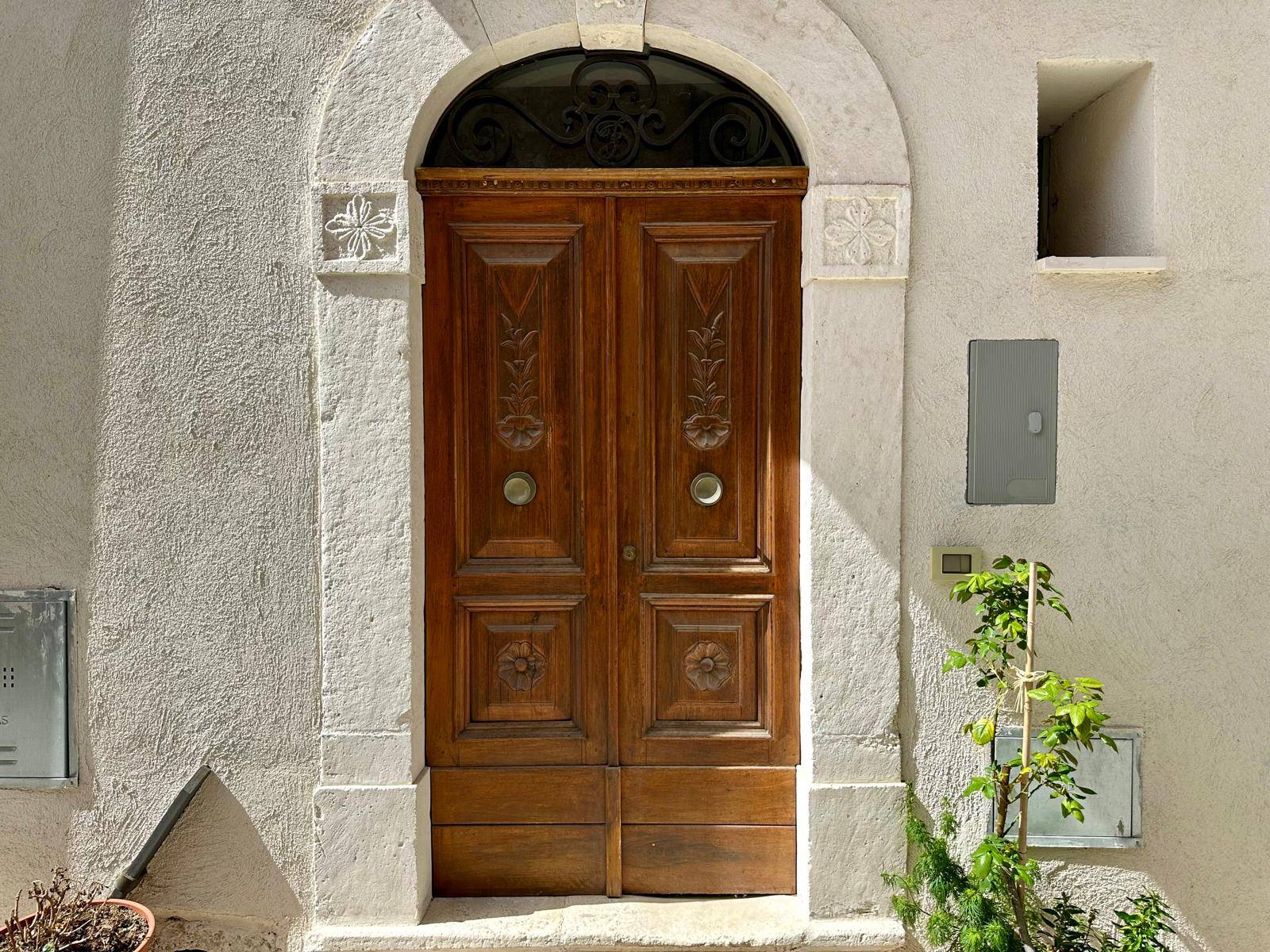 Casa indipendente in vendita a Caporciano (AQ)