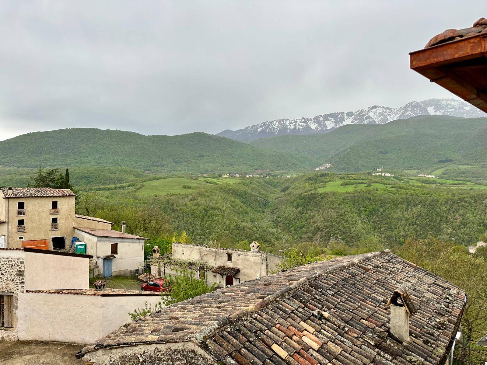 Casa indipendente in vendita a Acciano (AQ)
