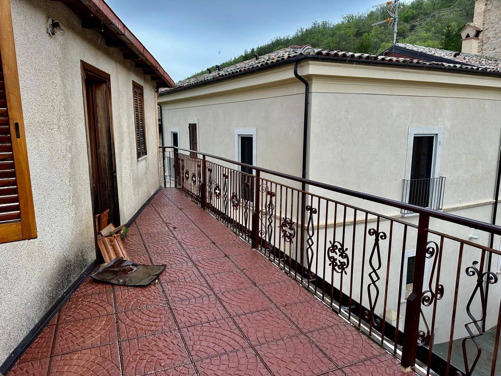 Casa indipendente in vendita a Acciano (AQ)