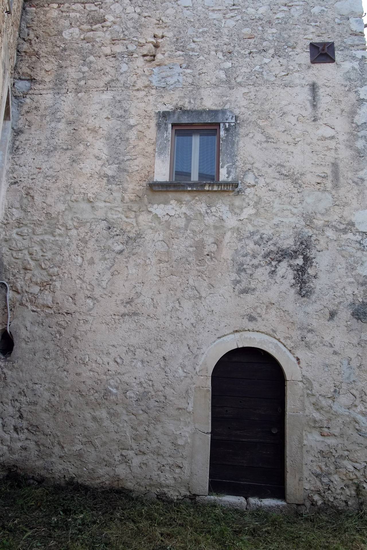Casa Indipendente in vendita a Capestrano - foto 5