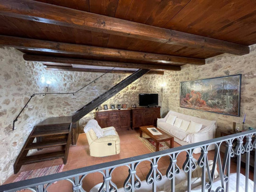 Casa indipendente in vendita a Ofena (AQ)