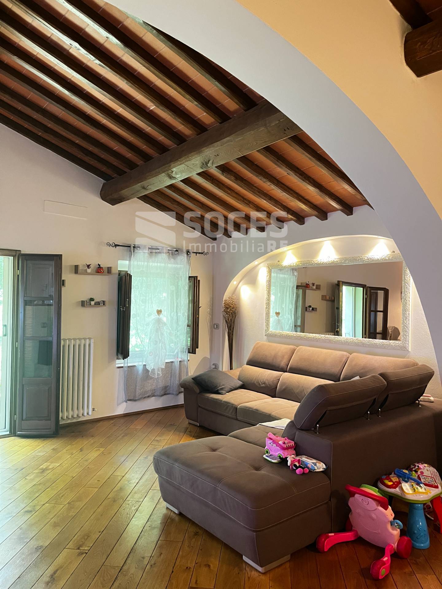 Appartamento in vendita a Cavriglia (AR)