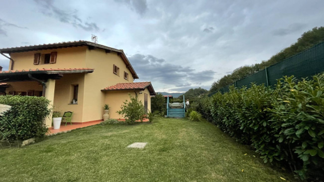 Villa in vendita a Castelfranco Piandiscò (AR)