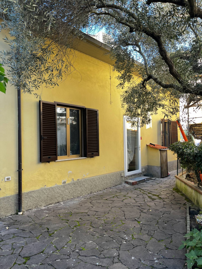 Casa indipendente in vendita a Levane, Montevarchi (AR)