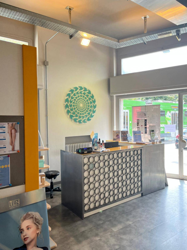 Attività commerciale in affitto a Milano