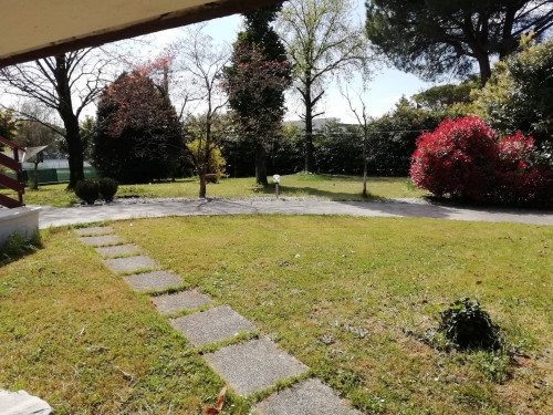 Villette a schiera a Casier