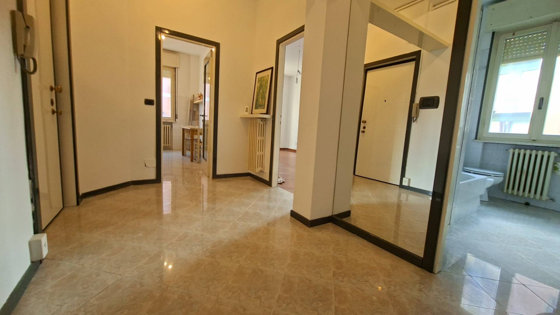 2 CAMERE in vendita a Fidenza