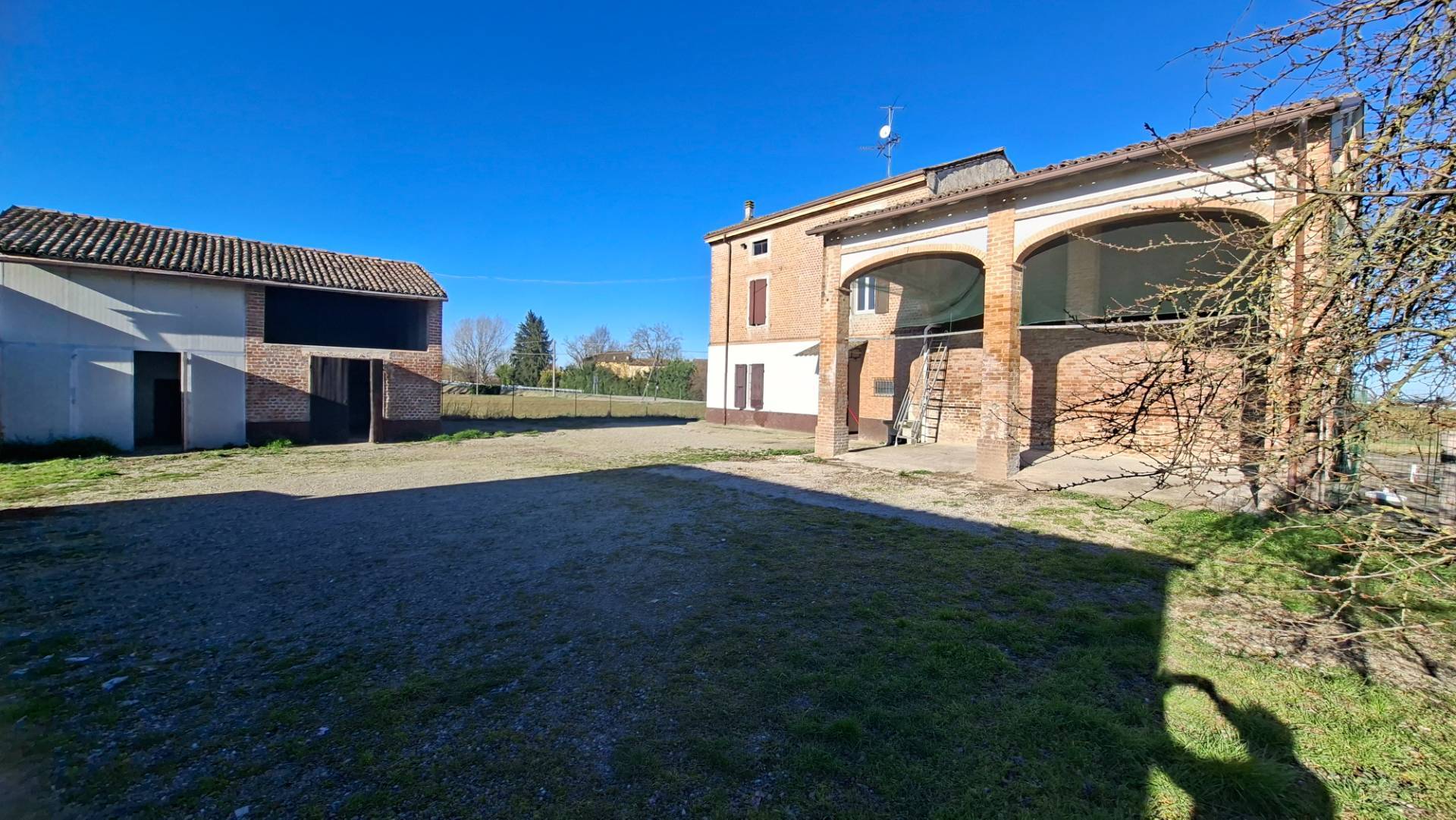 RUSTICO in vendita a Fidenza