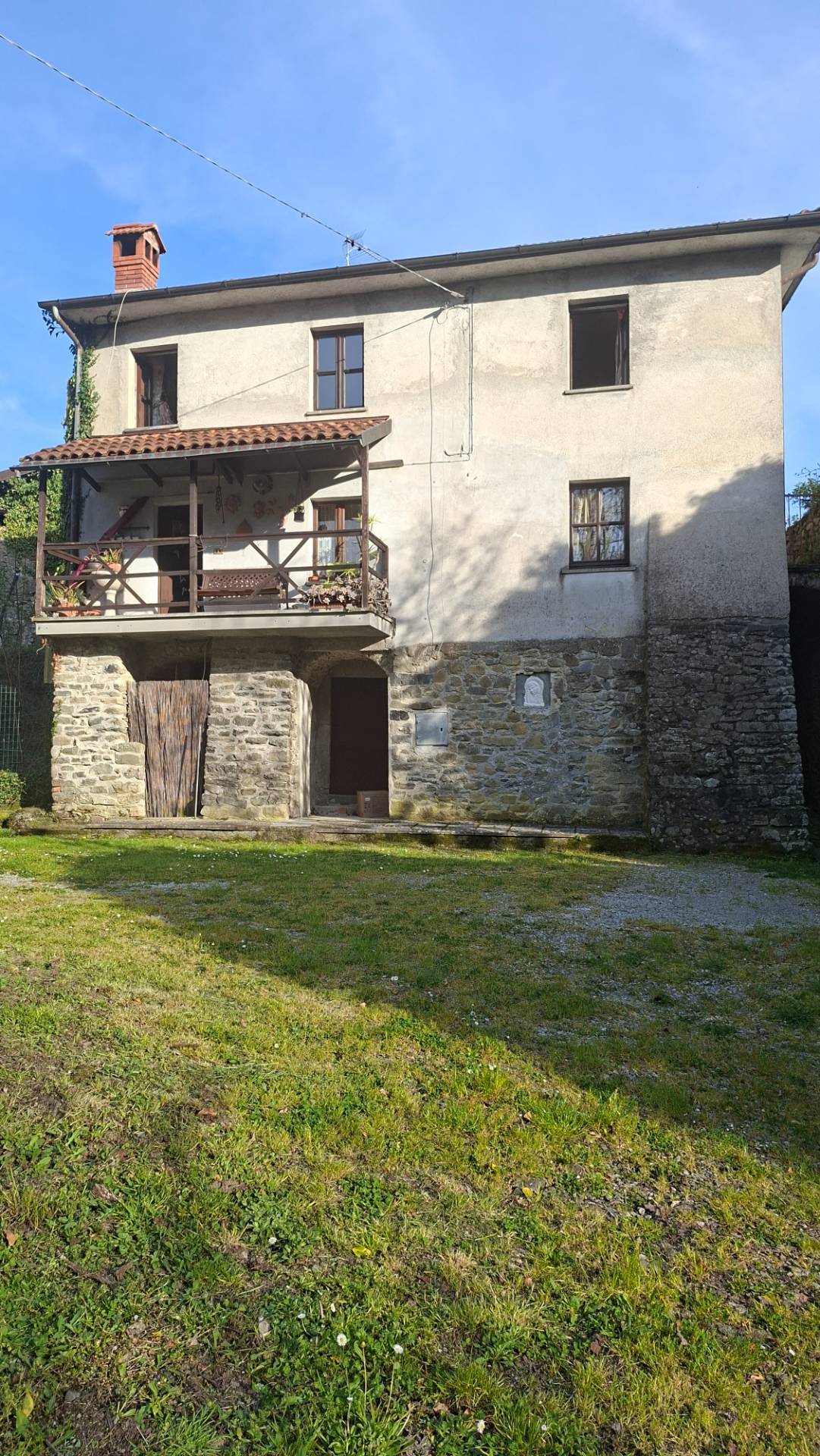 CASA SINGOLA in vendita a Mulazzo