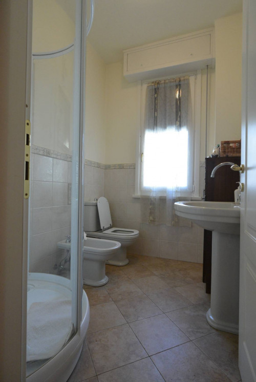2 CAMERE in vendita a Fidenza