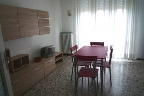 TRILOCALE in affitto a Fidenza