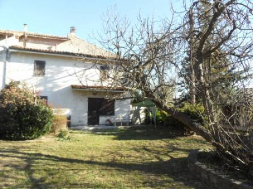 CASA SINGOLA in affitto a Salsomaggiore Terme