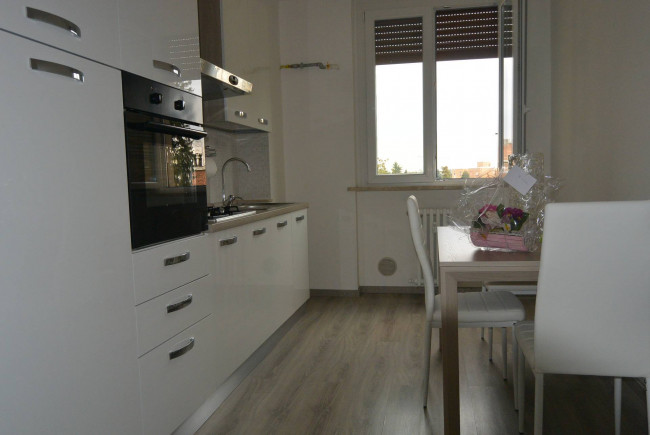 2 CAMERE