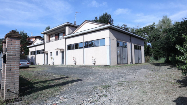 Locale commerciale in vendita a Salsomaggiore Terme