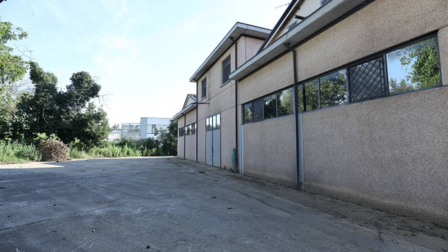 Locale commerciale in vendita a Salsomaggiore Terme
