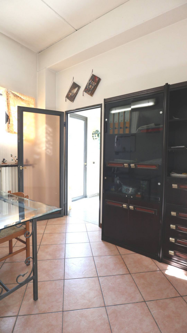 Locale commerciale in vendita a Salsomaggiore Terme