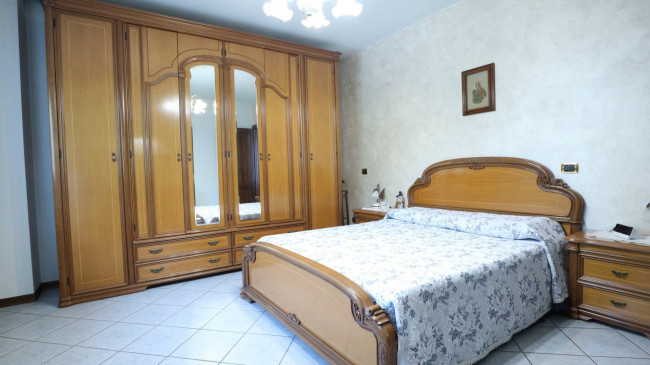 Locale commerciale in vendita a Salsomaggiore Terme