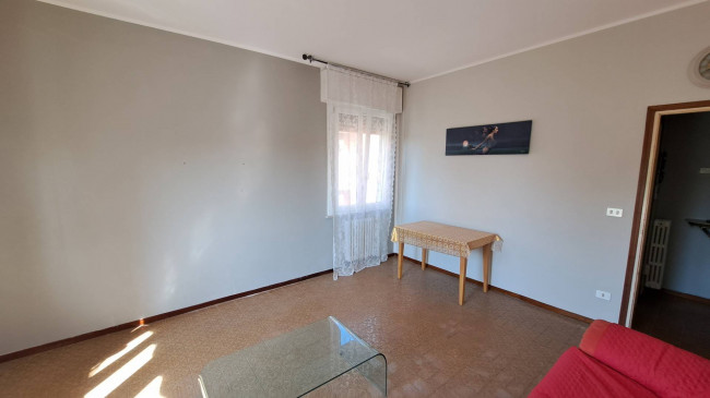2 CAMERE in vendita a Fidenza