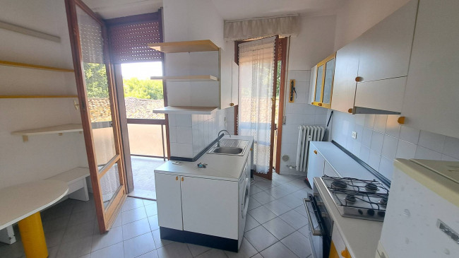 2 CAMERE in vendita a Fidenza