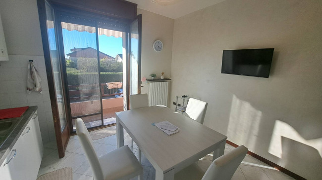 2 CAMERE in vendita a Soragna