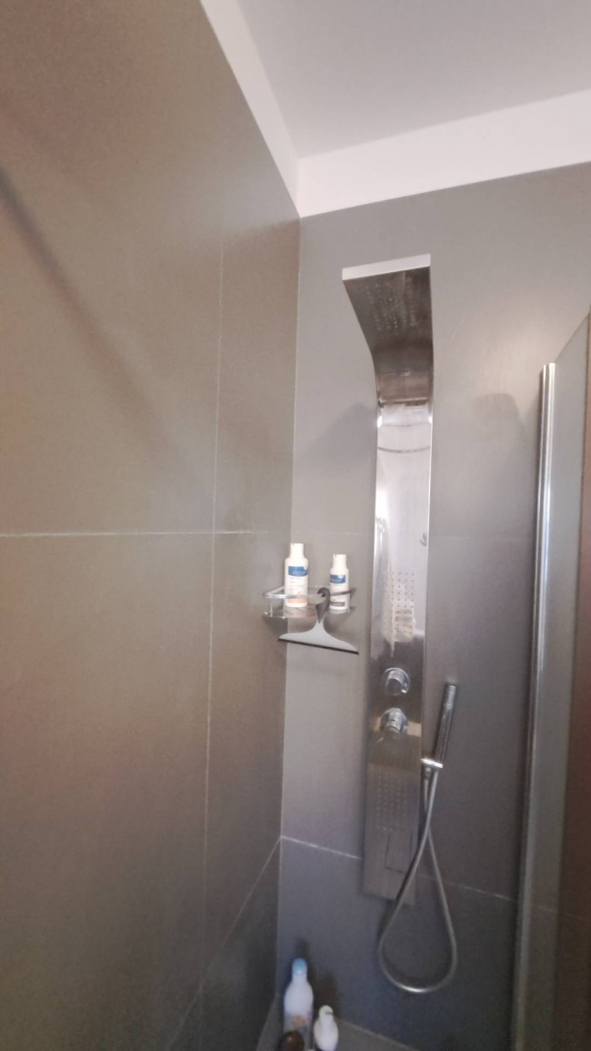 2 CAMERE in vendita a Soragna