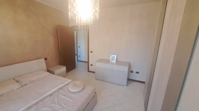 2 CAMERE in vendita a Soragna