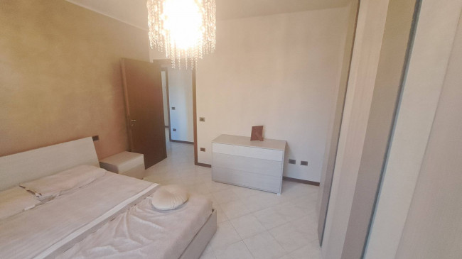 2 CAMERE in vendita a Soragna