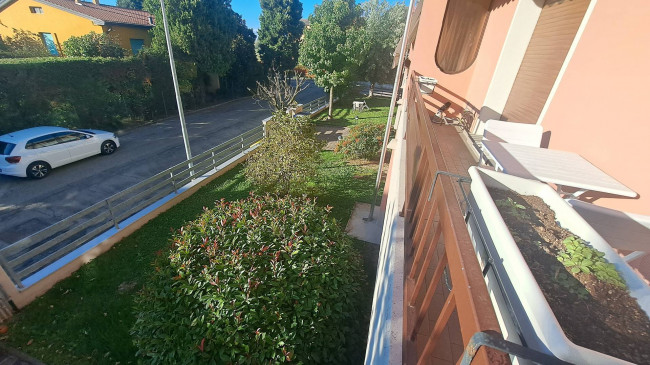 2 CAMERE in vendita a Soragna