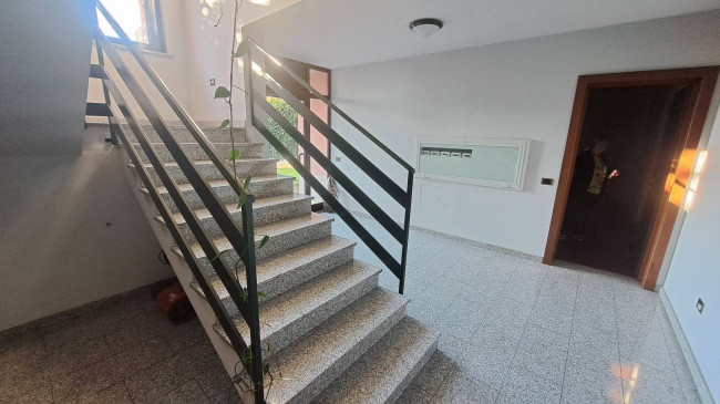 2 CAMERE in vendita a Soragna