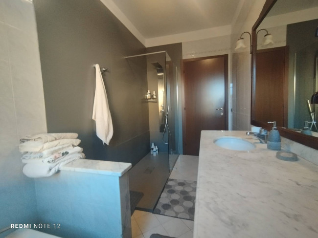 2 CAMERE in vendita a Soragna